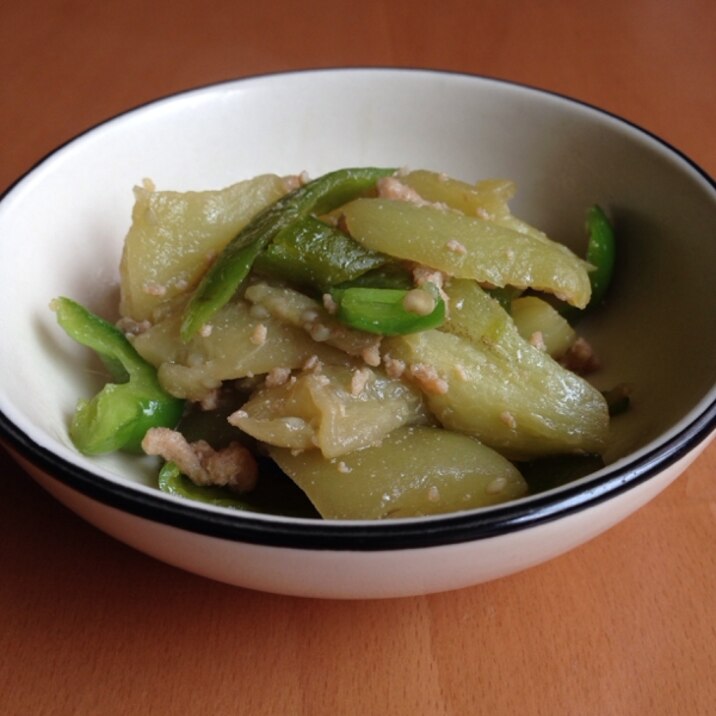 離乳食・幼児食♪なすとピーマンの鶏そぼろ炒め煮